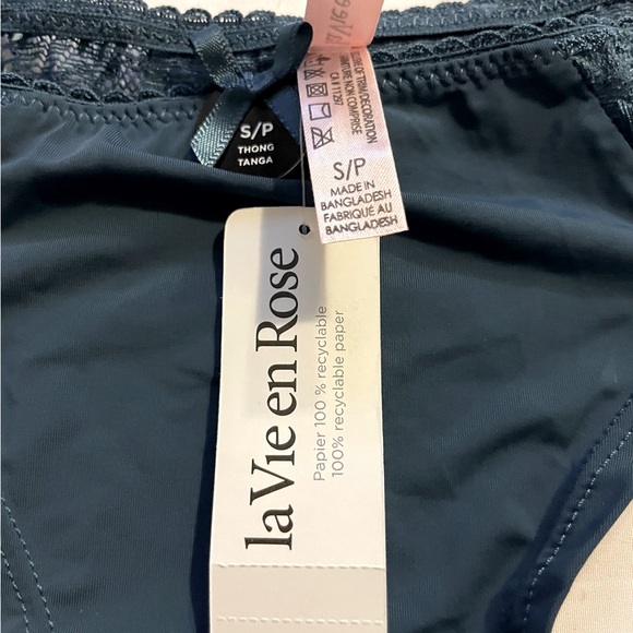 Sz S La vie en rose thong 85% nylon NWT - Picture 3 of 4